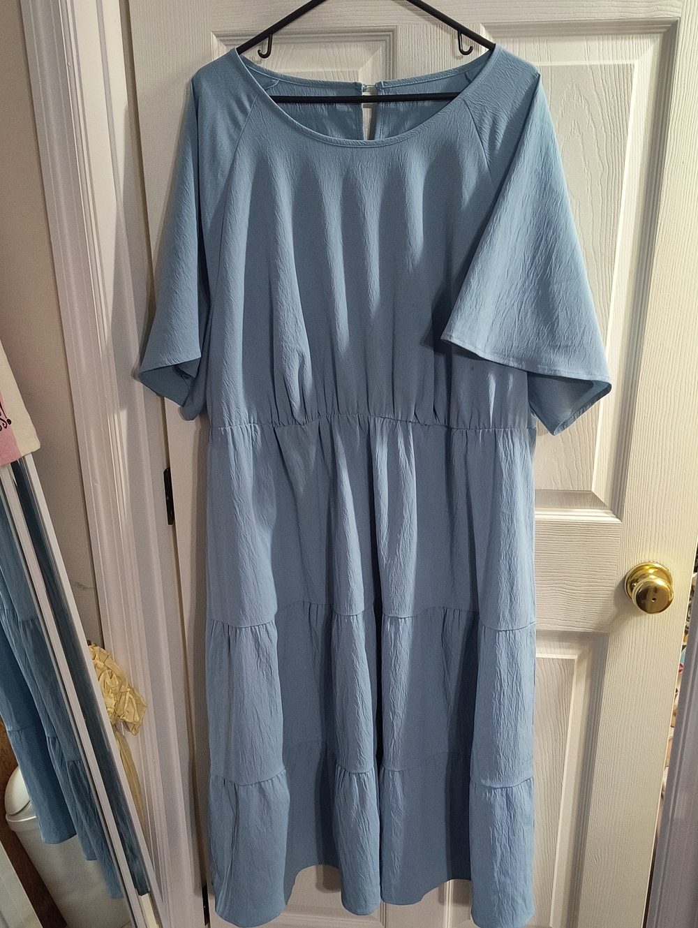 SHEIN Light Blue Tiered Midi Dress with Scoop Neck